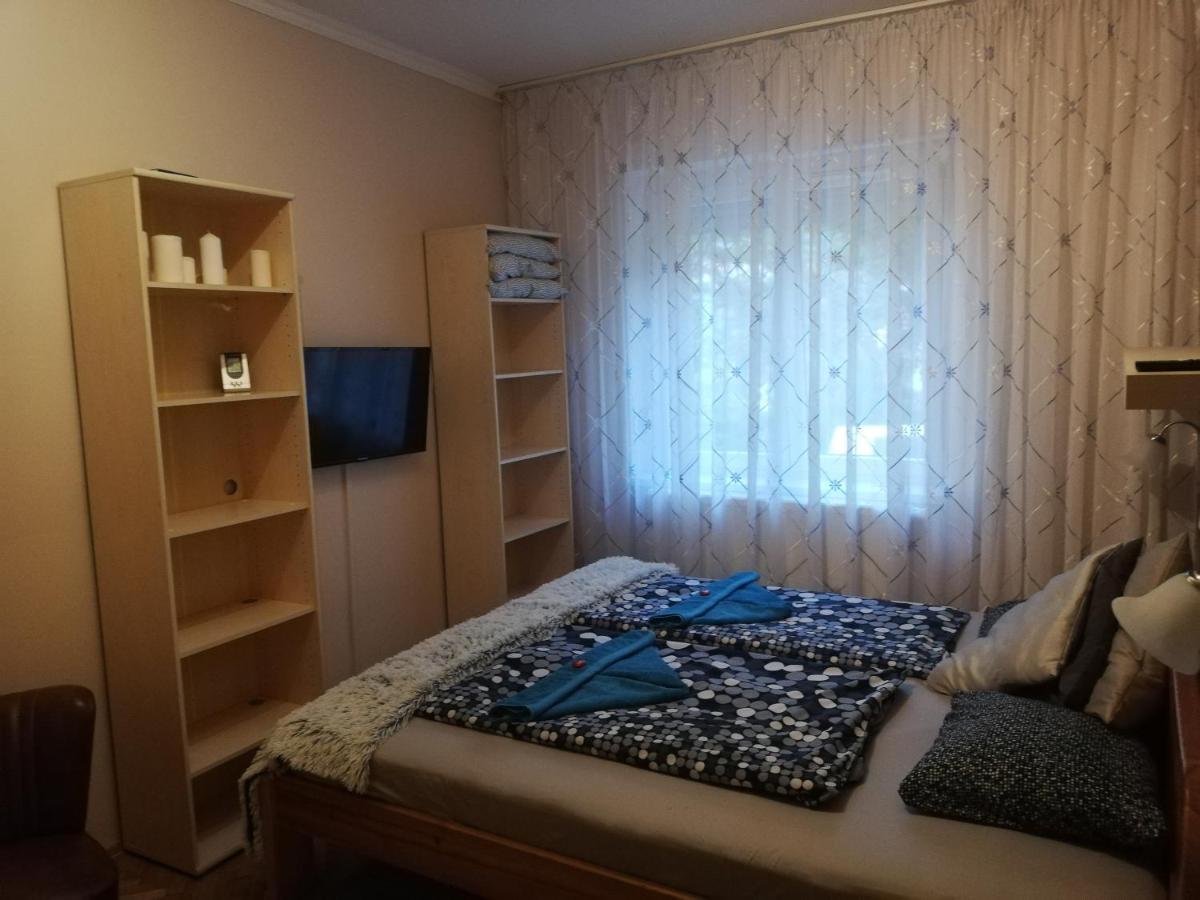 Апартаменты Lili Apartman Балатонфюред Экстерьер фото