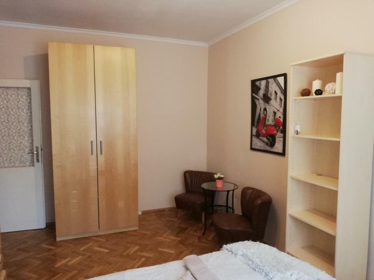 Апартаменты Lili Apartman Балатонфюред Экстерьер фото